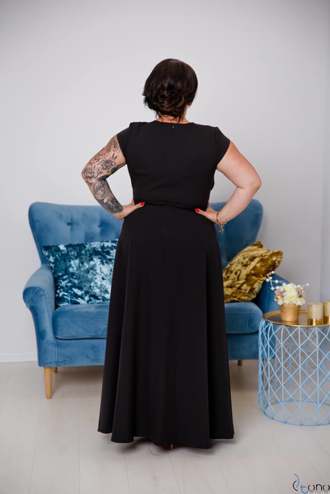 Czarna Sukienka LOREDANA Plus Size